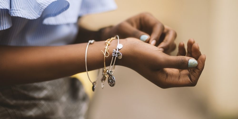 Top 6 Ethical & Sustainable Jewelry Brands You’ll Love